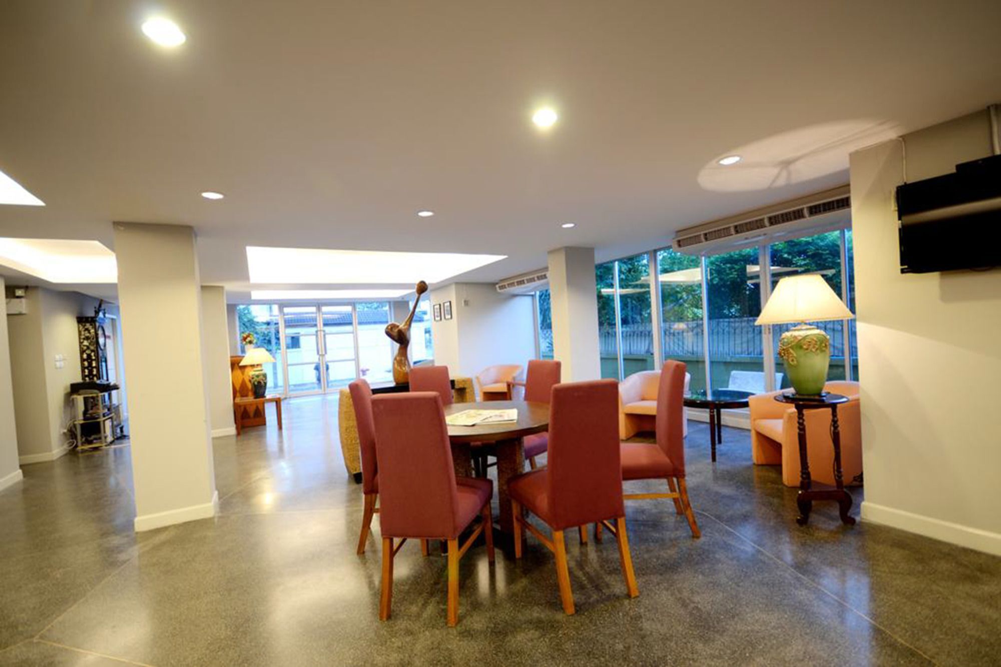 Resortel Lat Phrao 91 Bangkok Bagian luar foto